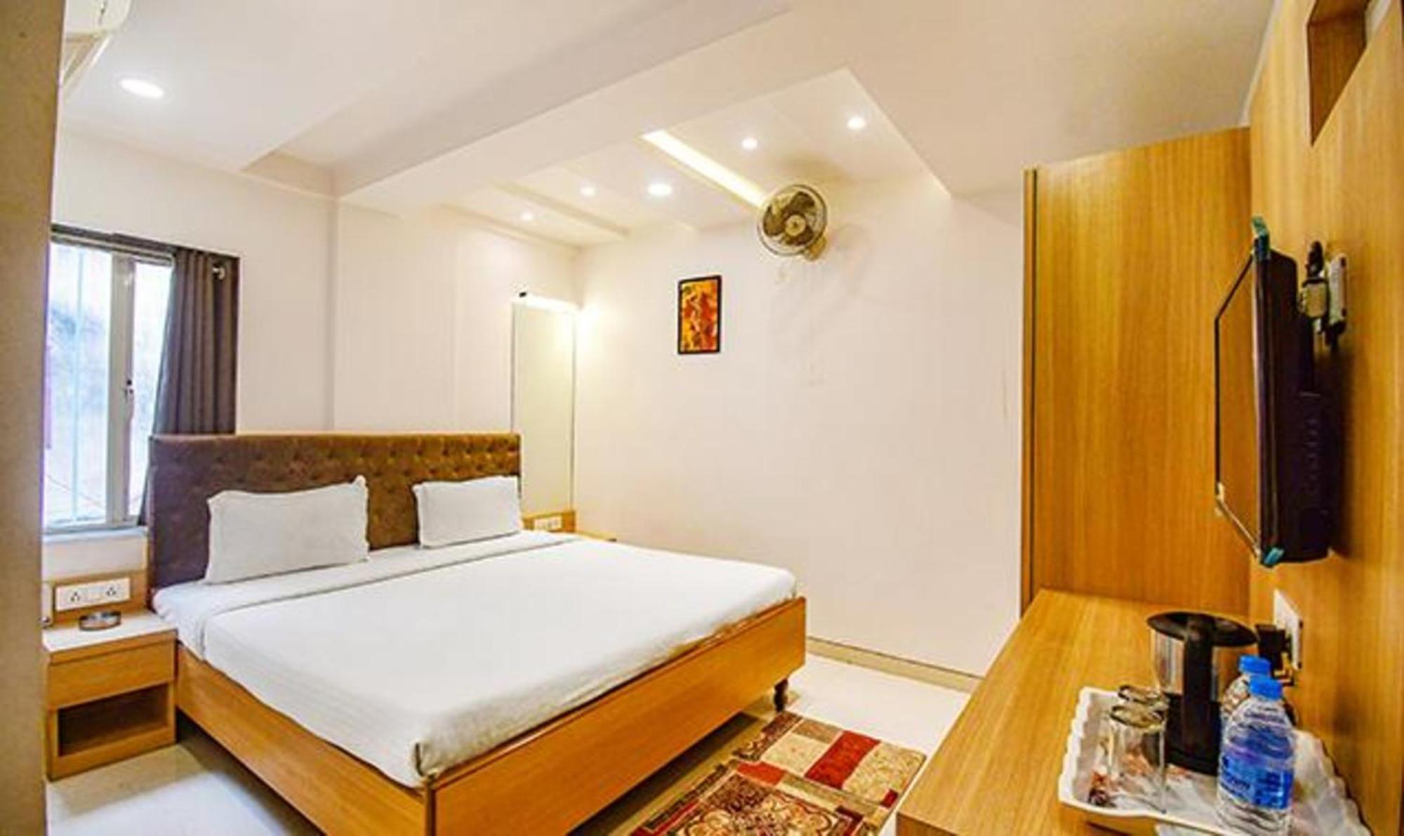 Fabhotel Stay Inn International - Nr Sealdah Station Kolkata Exterior photo